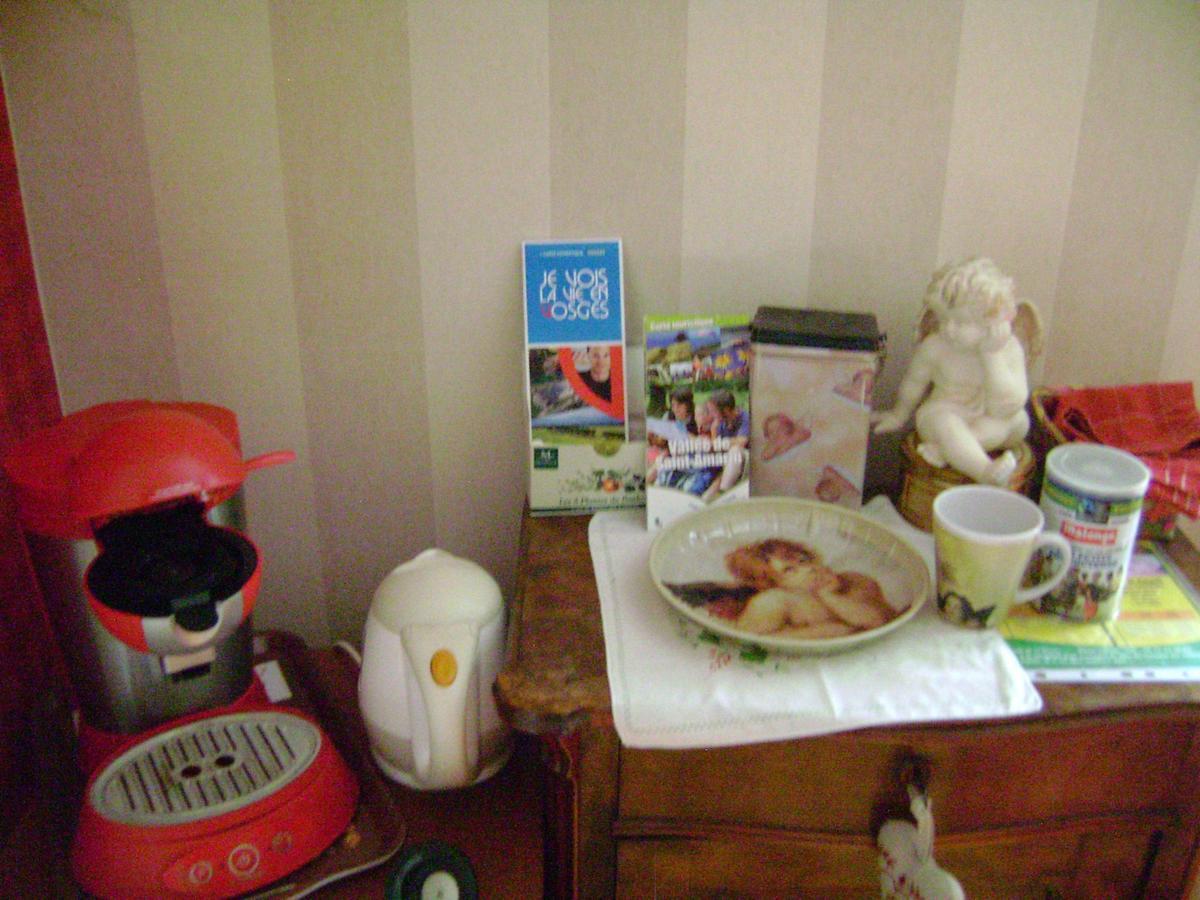 Les Volets Bleus Alsace Vosges Bed & Breakfast Urbes Bilik gambar